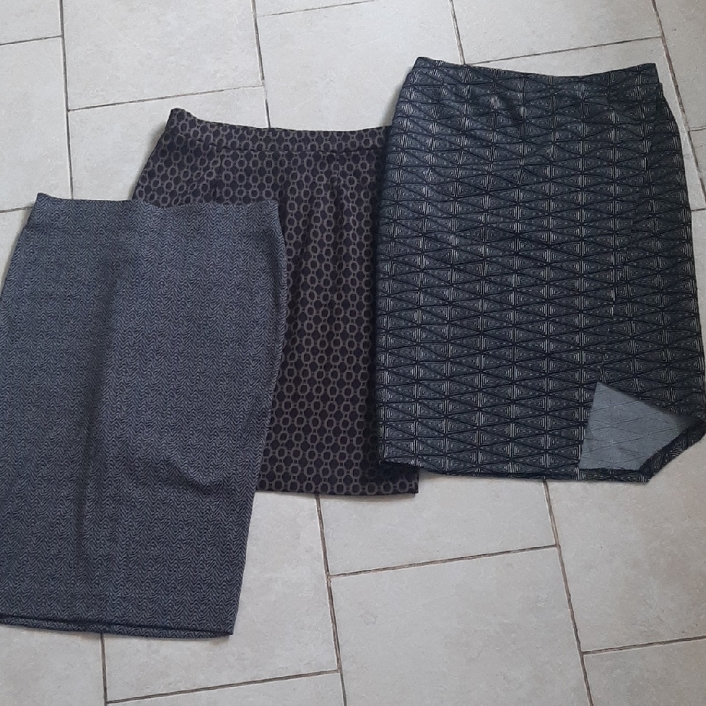 3 Stretchy Skirt Collection
